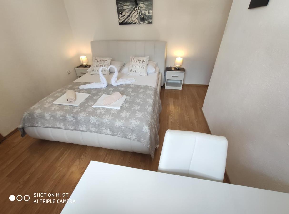 Apartment Burich Makarska Exterior photo